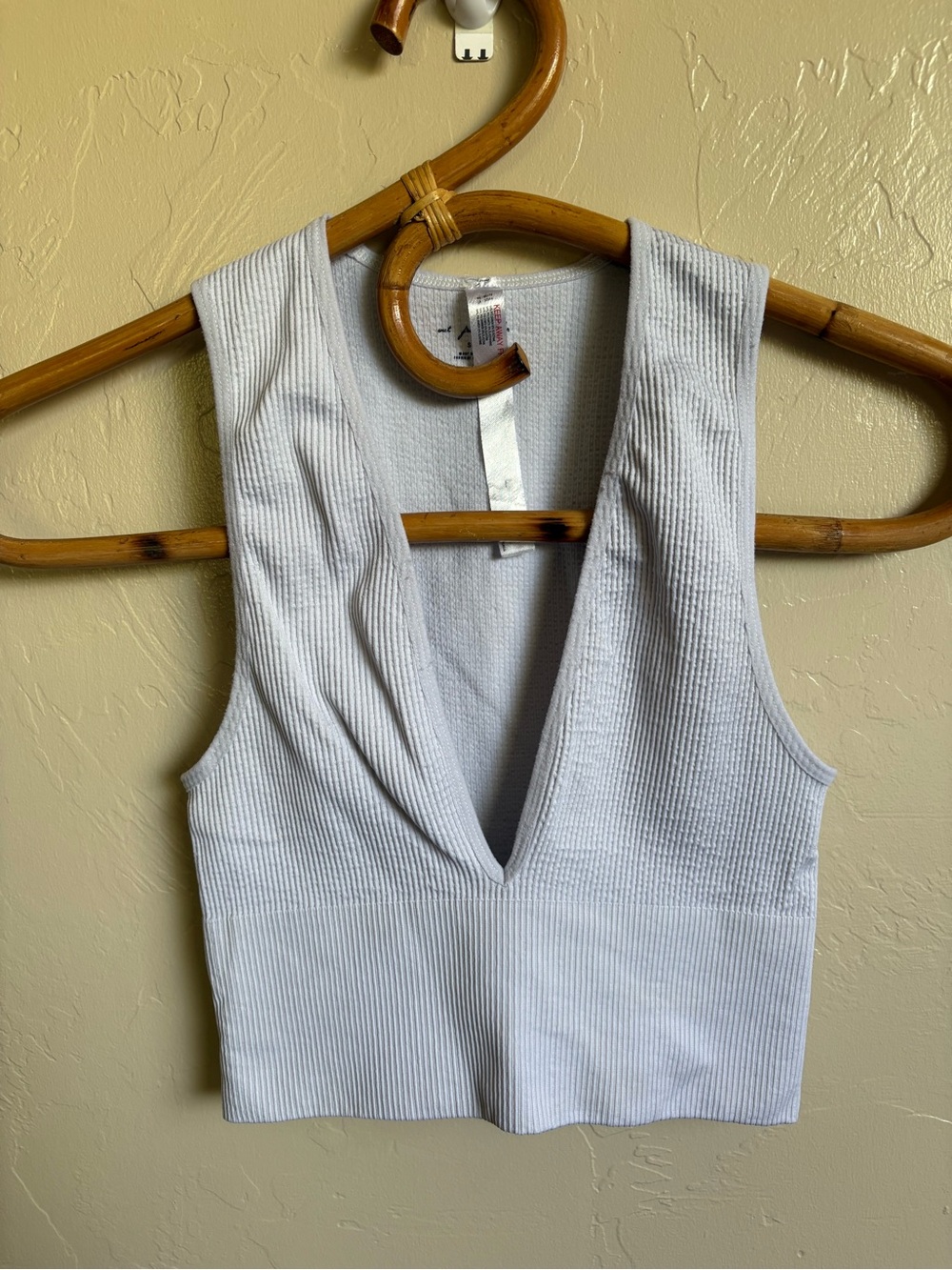Urban Outfitters x Out From Under Hailey Seamless Plunge Crop Tank Top Size S